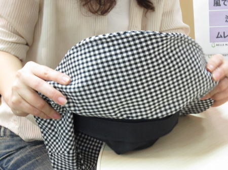 つばにワイヤー入り