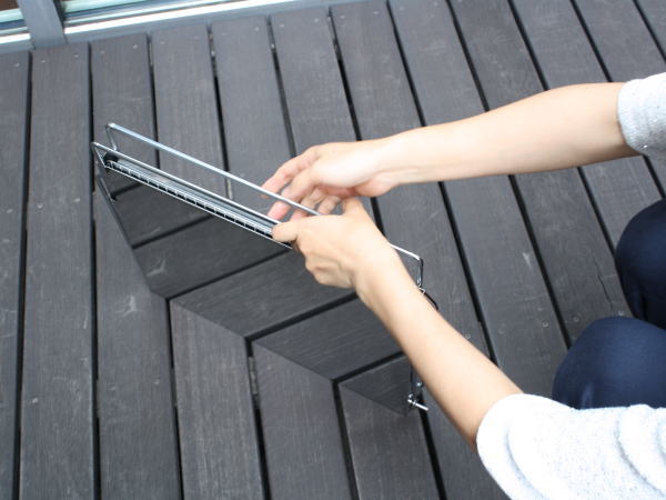 ステンレス製折りたたみ式コンパクトバーベキューコンロ