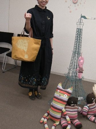 綿100%ダブルガーゼ刺繍入りロングワンピース
