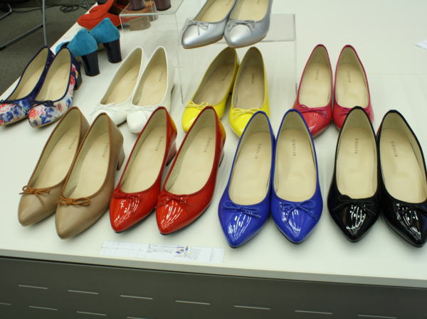 バレエパンプス