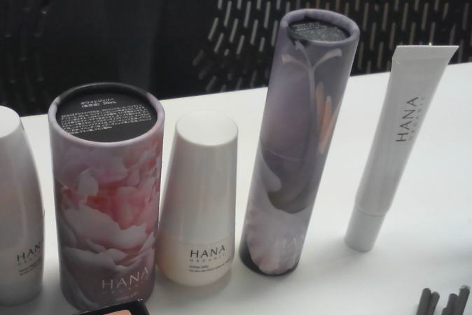 HANAオーガニックのホワイトケア製品
