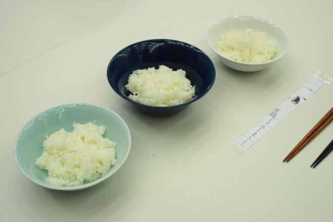 ご飯を盛ったところ